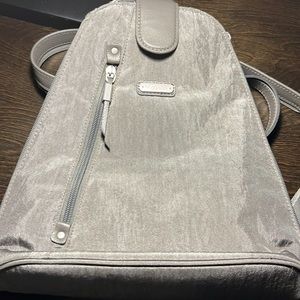 Baggalini backpack